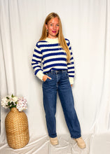 Afbeelding in Gallery-weergave laden, Cuffed Stretchy Jeans
