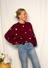 Afbeelding in Gallery-weergave laden, Cozy Heart Sweater - bordeaux
