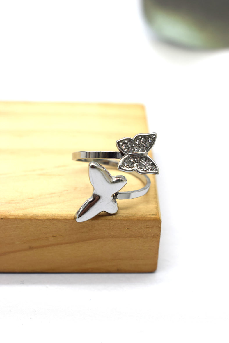 Double Butterfly Ring - silver