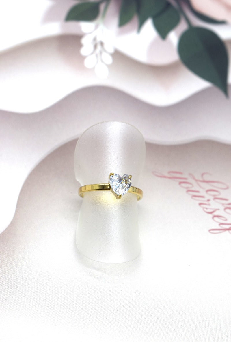Heart Diamond Ring - gold
